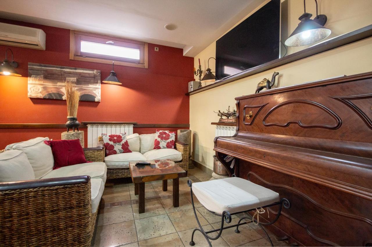 Hostal Los Canteros Golmayo Kültér fotó