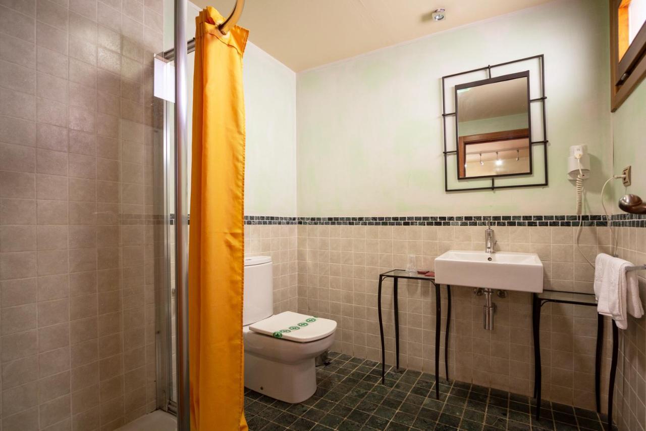 Hostal Los Canteros Golmayo Kültér fotó