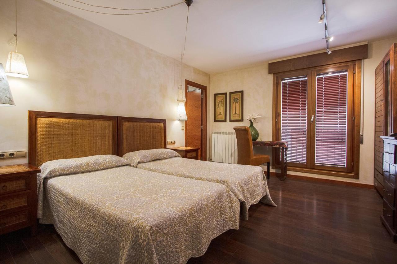 Hostal Los Canteros Golmayo Kültér fotó